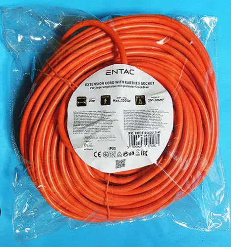 Photo de l’avis officiel: ENTAC EXTENSION CORD WITH EARTHED SOCKET Cordon d’extension — risque: Brûlures & Incendie