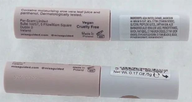 Foto aus der offiziellen Meldung: Missguided Right Now Brow Thickening Brow Gel Augenbrauengel — Risiko: Mikrobiologisches Risiko