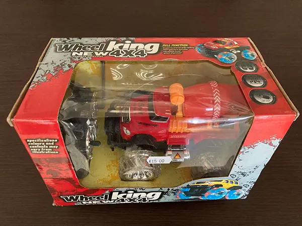 Photo from the official notice: Wheel King new 4x4 Remote controlled car (Wheel King) remote control car — chemical risk