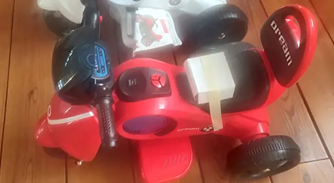 Foto dell’avviso ufficiale: Dream Electric ride on toy Giro elettrico su triciclo — rischio: Ambiente