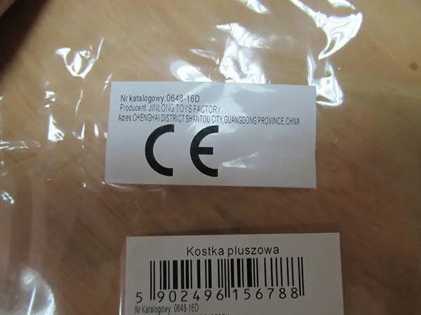 Foto dell’avviso ufficiale: Kostka pluszowa Peluche giocattolo — rischio: Rischio chimico