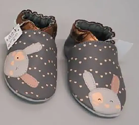 Photo de l’avis officiel: Robeez ROBEEZ Soft Soles Chaussures de bébé — risque: Risque chimique