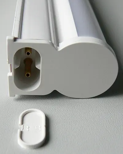 Photo de l’avis officiel: Global T5 LED TUBE Tube à LED — risque: Choc électrique