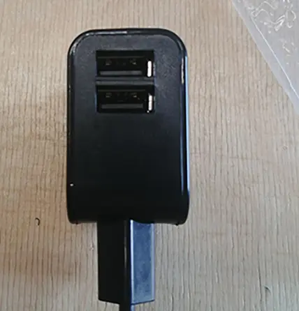 Foto do aviso oficial: ESPE ESPE-1605-W2E-i2USB Carregador USB — risco: Choque elétrico