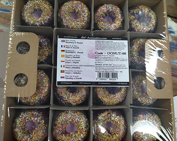 Foto aus der offiziellen Meldung: Bath Donuts Bath Donuts Badeprodukt — Risiko: Ersticken
