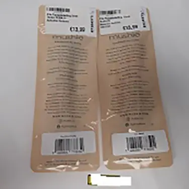 Foto do aviso oficial: Mushie Clip Cleo Blush and Cleo Dried Thyme Suporte de chupeta — risco: Engasgamento