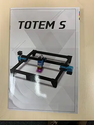 Foto uit de officiële melding: Two Trees Two Trees TT-5.5S / TOTEM S 40W Lasergravure machine — risico: Aantasting van het gezichtsvermogen