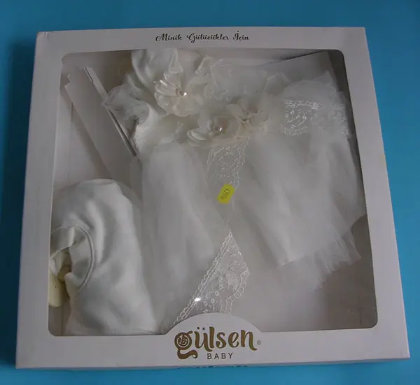 Foto do aviso oficial: Gülsen Baby Minik Gülücökler Icin Conjunto de roupas para bebés — risco: Engasgamento