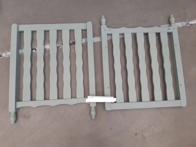 Photo de l’avis officiel: Coming Kids Bedstead Lit bébé — risque: Coincement & Blessures