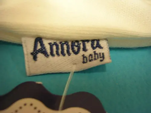 Foto aus der offiziellen Meldung: Annora Baby Babybekleidung Set — Risiko: Ersticken