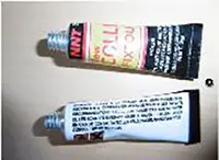 Photo de l’avis officiel: Colle glue extra forte - New colle Fixtout — risque: Risque chimique