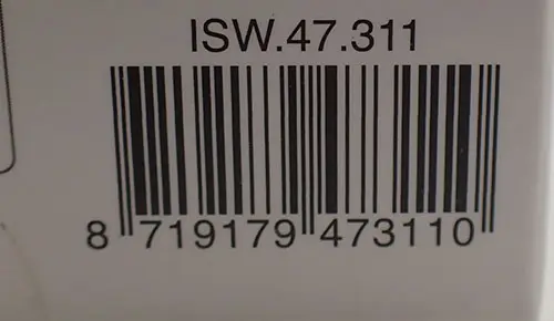 Foto aus der offiziellen Meldung: Kruidvat Wereldstekker / Prise de voyage globale USB-Ladegerät — Risiko: Elektrischer Schlag
