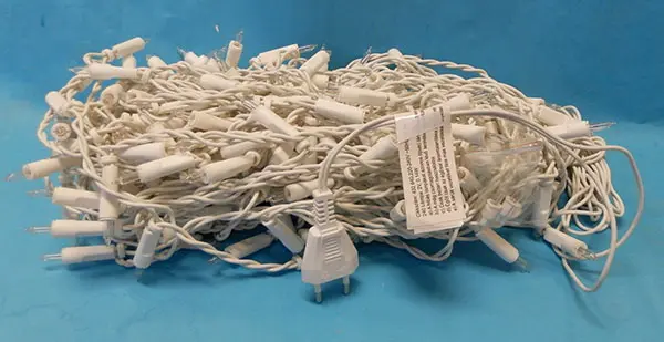 Photo from the official notice: Qx 240 Lights Christmas Lights lighting chain — burns & electric shock risk