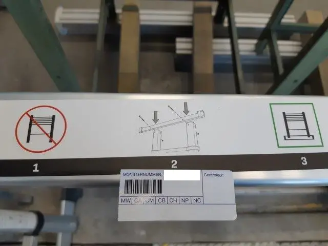 Photo de l’avis officiel: Vonroc Telescopic Ladder 3.8M Échelle — risque: Blessures