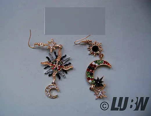 Foto dell’avviso ufficiale: Happyyami Happyyyami 1 Paar Ohrringe mit Mond und Sonne, Perlenohrringe mit Strass, Asymmetrische Ohrringe, Pu — rischio: Rischio chimico