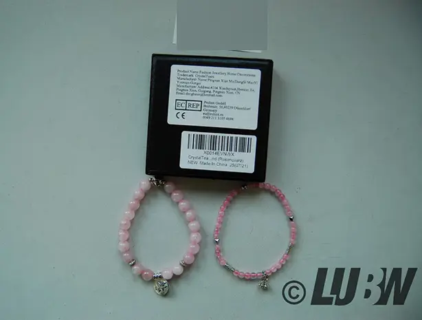 Foto del aviso oficial: CrystalTears CrystalTears 2pcs Chakra Armband Set Damen Edelsten Gefärbte Meersediment-Jaspis Armbänder mit Re — riesgo: Riesgos químicos