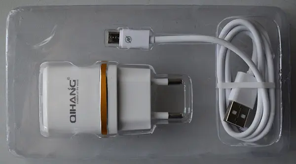 Foto do aviso oficial: Qihang 3.1A 2 USB CHARGER Carregador USB — risco: Choque elétrico