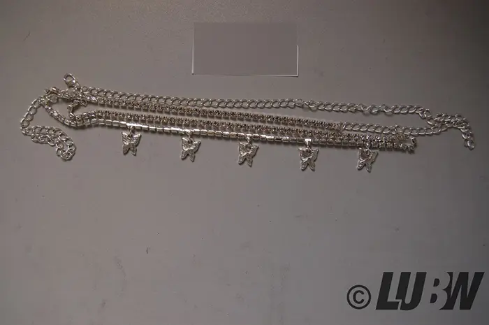 Zdjęcie z oficjalnego zgłoszenia: IYOU IYOU Glänzend Kristall Taillenkette Silber Schmetterling Strass Bauchketten Bling Nachtclub Bikini B Łańc — ryzyko: Chemiczne