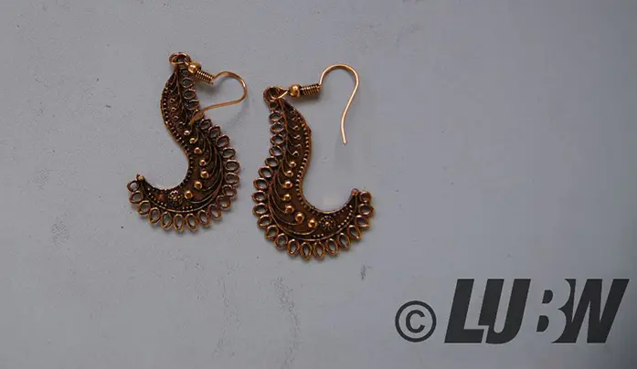 Foto del aviso oficial: Hicarer 12 Paar Boho Stil Metall Hohl Set Wassertropfen Baumeln Ohrringe Lange Baumeln Ohrringe Conjunto de pe — riesgo: Riesgos químicos