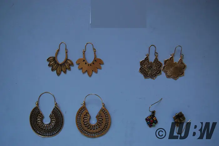 Photo de l’avis officiel: HOWAF HOWAF 8 Paar Boho Ohrringe Hängeohrringe, Vintage Retro Bohemian Ohrringe Tropfenohrring Baumelnde Ensem — risque: Risque chimique