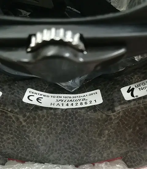 Photo de l’avis officiel: EVADE Casque de vélo — risque: Blessures (A12/00637/22)