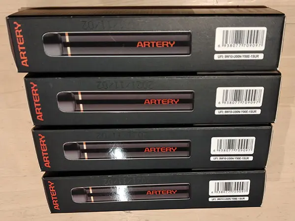 Foto aus der offiziellen Meldung: Artery Abar 900 E-cigarette Mixed berries Elektronische Einweg-Zigarette — Risiko: Chemikalie