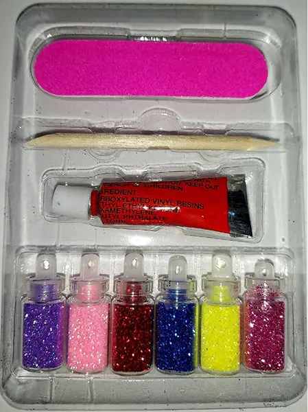 Photo de l’avis officiel: Flamingo Nail art decoration kit Faux ongles — risque: Risque chimique