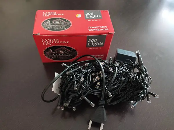 Foto do aviso oficial: 200 Lights LAMPKI CHOINKOWE LED Correntes de iluminação — risco: Choque elétrico