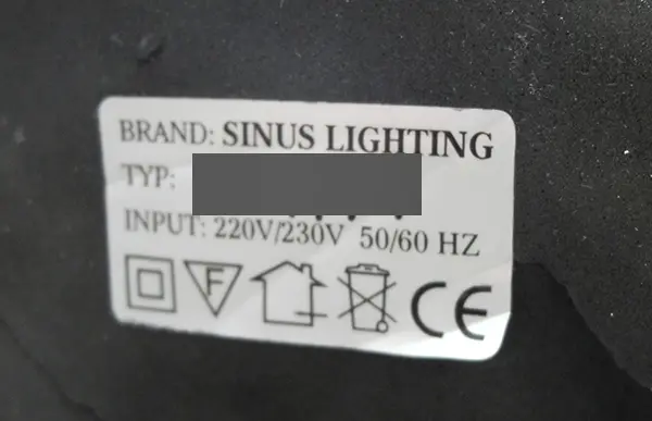 Photo de l’avis officiel: Sinus Lighting Lampe de table — risque: Choc électrique (A11/00068/22)