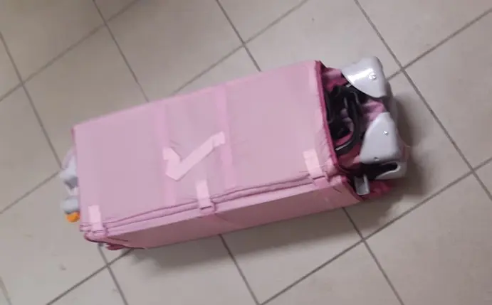 Foto dell’avviso ufficiale: Coto baby Dětská postýlka cestovní Coto Baby Samba Lux - růžová Culla da viaggio — rischio: Lesioni