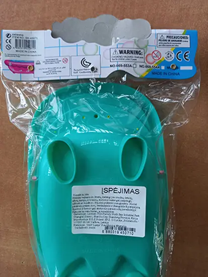Foto do aviso oficial: 669 toys Bath with doll "Bath tub" Brinquedo plástico com acessórios — risco: Engasgamento