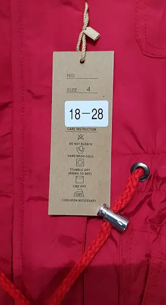Photo de l’avis officiel: BF&amp;GF Fashion Winter jacket for children Veste d’hiver — risque: Blessures