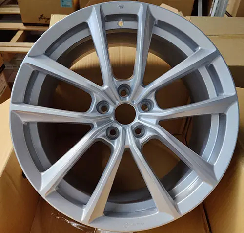 Photo from the official notice: bd breyton-design GmbH BR-I 9019 vehicle part / replacement wheels — injuries risk