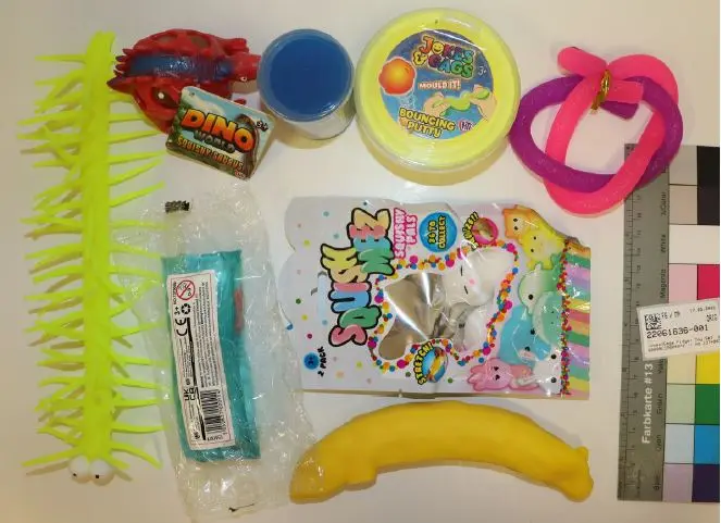 Photo from the official notice: HTI Jokes&amp;Gags Fidget Toy Set sooooo stretchy sooooo squeezy puffer toy and slime set — choking risk