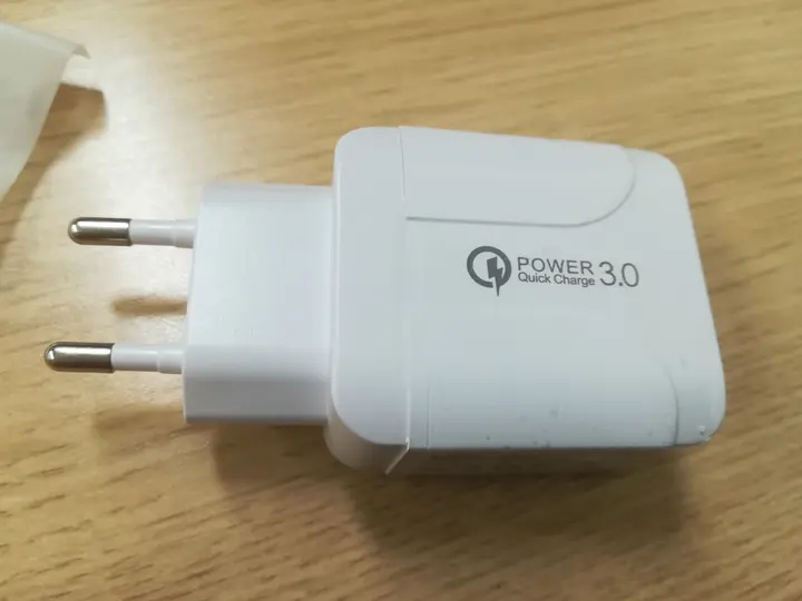Photo from the official notice: KeKe-F002C USB lādētājs usb charger — electric shock risk