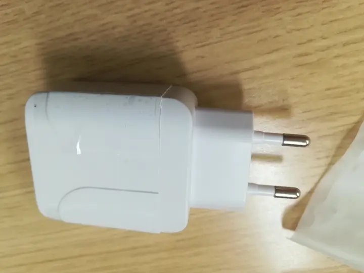 Photo from the official notice: KeKe-F002C USB lādētājs usb charger — electric shock risk