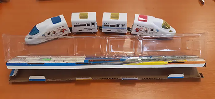 Foto dell’avviso ufficiale: CRH Giocattolo a batteria — rischio: Ambiente