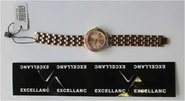 Photo de l’avis officiel: Excellanc Damenuhr Montre-bracelet — risque: Risque chimique