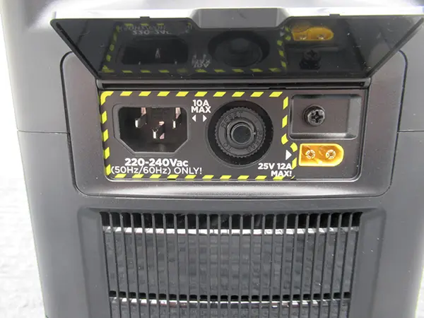 Foto uit de officiële melding: EcoFlow RIVER 600 MAX Portable power station Draagbare krachtcentrale — risico: Elektrische schok