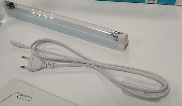 Foto do aviso oficial: Forever light UV germicidal table lamp Lâmpada UV — risco: Choque elétrico