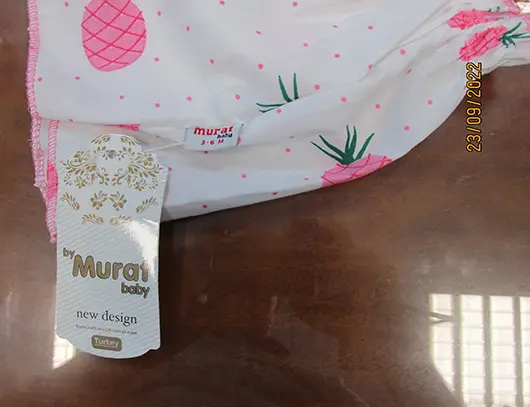 Foto do aviso oficial: MURAT BABY Conjunto de roupas para bebés — risco: Ferimentos & Estrangulamento