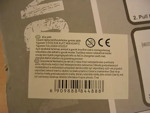Photo from the official notice: Kaimingda Firepower gun toy gun set — choking & injuries risk
