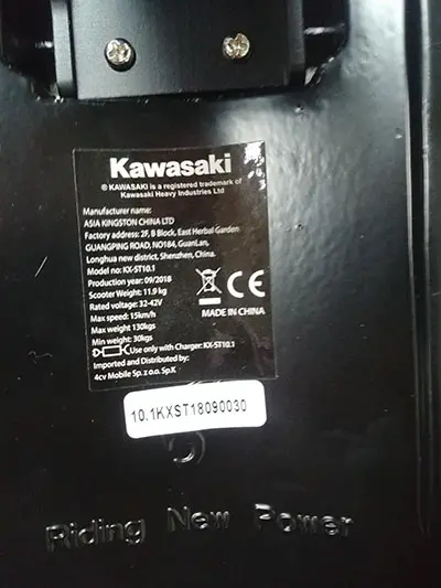 Photo de l’avis officiel: Kawasaki Scooter auto-équilibrage (hoverboard) — risque: Choc électrique & Incendie