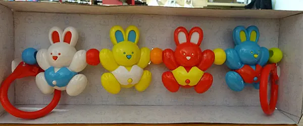 Photo from the official notice: Baby's Partner Funny Baby Toys rattle toy — choking risk