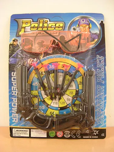 Foto do aviso oficial: LJ Police Super Power Conjunto de pistola de brinquedo — risco: Químico & Engasgamento