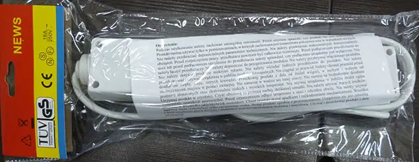 Foto do aviso oficial: Przedluzacz sieciowy 5 gniazd Chumbo de extensão — risco: Choque elétrico