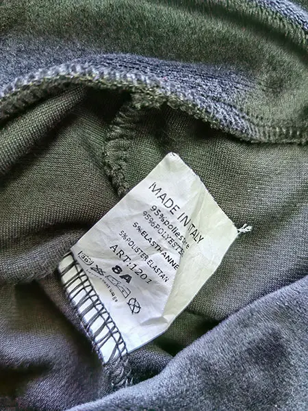Foto uit de officiële melding: ITALY MODA Champion League Kinderkleding — risico: Verwonding & Verwurging