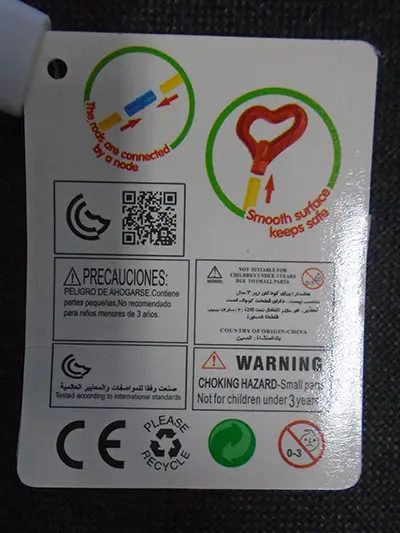 Foto aus der offiziellen Meldung: Hairum Plane / Samolot-pchacz Schieben Sie entlang Spielzeug — Risiko: Gehörschaden