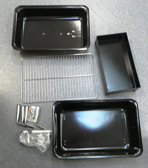 Foto uit de officiële melding: Burns&amp;Barkles Portable Charcoal Grill Draagbare houtskoolgrill — risico: Brandwonden