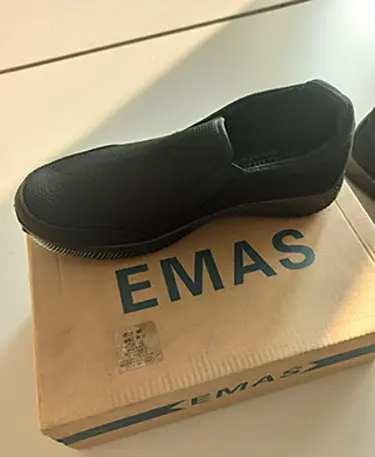 Photo de l’avis officiel: Emas Chaussures plates pour femmes — risque: Risque chimique (A12/01619/22)
